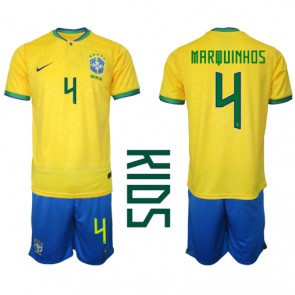 Brasilien Marquinhos #4 kläder Barn VM 2022 Hemmatröja Kortärmad (+ korta byxor)